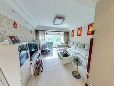 万象新天高尔夫精装修大三居 精装修业主诚意出售 低密度花园房