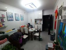 南汇四中好教育,地理位置优越户型方正,中楼层采光好