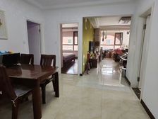 山海佳苑上品 106平3居 南北向精装修 拎包入住