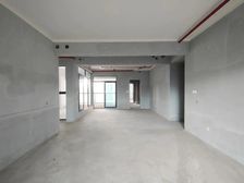 龙头寺公园一线景观 板式结构 一梯一户 中海天钻