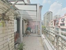 肇嘉浜路顶楼复式,带大露台,99年商品房,出门地铁站