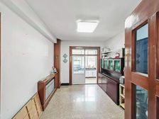 燕山中 学对面 机关宿舍 四居室 大宽厅双卫 双阳台 有车位