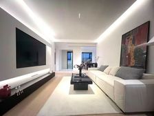 新上 固定车位 近环球港 高楼层视野好 豪装拎包住 出行方便