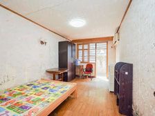 新上架,朝南20平院子,双轨地铁口,房东诚售,价格可谈