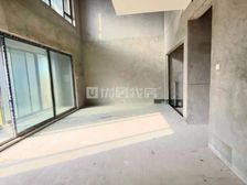 万科城市花园别墅 一楼带花园