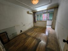龙柏七村全明1房1厅,黄金楼层,小区近地铁,底价出售