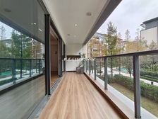 推荐!照母山品质精装大平层、99新带大车位、内圈前后看中庭