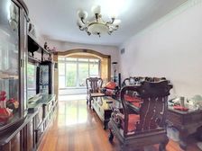 杨浦新江湾时代花园装修客厅朝南落地窗