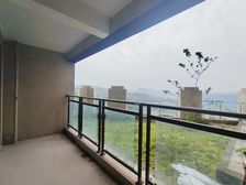 带个私家花园 业主急售 视野开阔 横厅四房