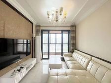 万象城旁!翡翠龙庭!精装小三房!东小德润中!房东诚售!