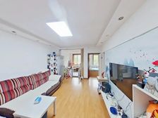 自营房源:近地铁 楼层好 出行方便 周边配套设施齐全