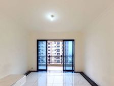 碧桂园翡翠湾小户型3房,满五年名下就这一套房,朝南户型