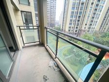 中央公园旁,单价九千多买清水三房,正看中庭