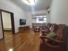 渝中双钢路南向三居 满二精装电梯底层