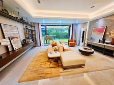 豪装洋房出售!三房双卫!带全屋家具家电!拎包入住!