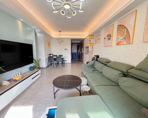 金地名京 业主自住漂亮三房两卫,高层朝南望花园
