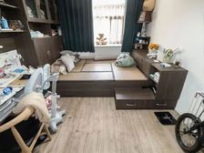 胜利大街 育英 三楼 精装修 三室一厅 一步到位