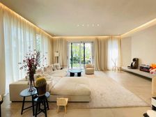 照母山光环商圈 双人小 壹号湖畔豪装大端头 入住不到3个月