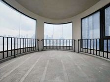 皇冠国际 4室2厅2卫 毛坯 206万元