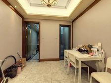 次新房,大三房,南北通透;近地铁近宋校