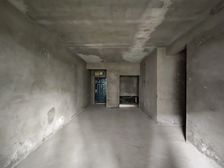 杨公桥 俊峰龙凤云洲三房82万