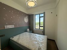 嘉泰银河湾,实地公园旁视野景观一览无遗。124平现代简约风,