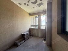 新天地荻泾花园(公寓住宅) 三期沿河景观三房 位置安静采光佳