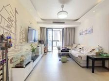 此房满五。飞机户型品质好房,景观好房