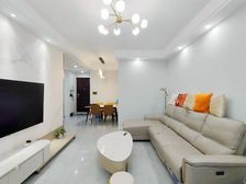 急!急!急! 出行方便 车位充足 精装好房 南北通透 近医院