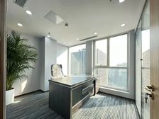 诺德中心新出高区!正对电梯厅!全套办公家具!落地大窗采光!