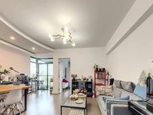 东南华庭温馨有家端正大气装修好业主诚意卖