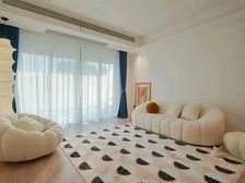 新上笋盘!09年次新房,低于同户型100W!板式南北通,可谈