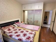 精装修带阁楼 买一颂一层 实用面积150 3方3卫