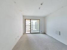 薛家岛地铁1号线旁套三房双卫 116.24平99万