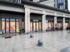 急售!新建中心 15米超大展示面拐角铺 周边人员密集