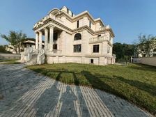 龙湖舜山府 独幢 2.15平8居 南向毛坯 着急出售