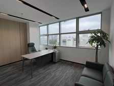 单价2开头精装修办公室出租!五角场核心地段10号线!出行便利