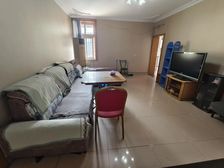 静园小区 三室一厅 93万元出售 户型方正 有电梯 采光好