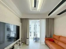 跃层小洋房+一梯二户+中间位置+人车分流