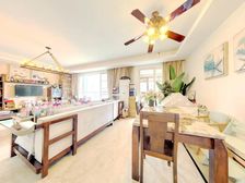 万科红郡 4室1厅 137.38平