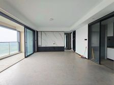 中央公园阳光城 精装横厅4房2卫 业主 急售 双包包