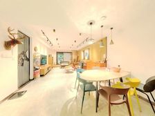 海上五月花百合园,一楼带院,精装修,诚心出售