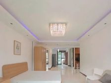 新拍房源 正气南北通板式户型 看中可谈40 有固定车位!!