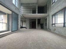 捡漏价业主血亏58万 保利堂悦叠拼上叠带大露台南北通透的