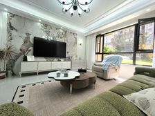 前卫路13中,全屋定制,品牌装修,精装婚房,一楼小三室,