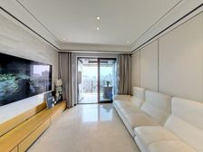 绿地海珀18年次新房 可省几十万稅 送地下产权车位