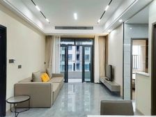 渝中区 罗宾森尚城华府 三房 150万
