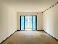 捡耙活了!兼顾疤舒和爸中,龙湖品质大平层。轻轨商圈200