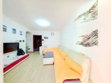 上海滩花园C区商品房,1楼带院子(36平左右),精装修