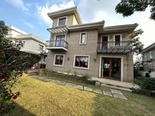 免个税 降价300万急 卖 罗山绿洲大花园独独栋 精装全送